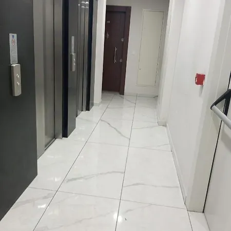 Apartment شقة مميزة مطلة على البحر *